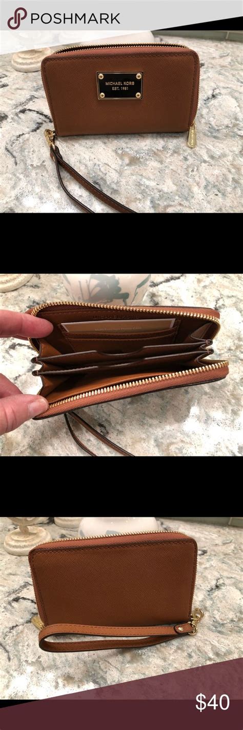 michael kors saffiano leather large multifunction phone case
